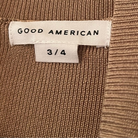 GOOD AMERICAN Pleated Sleeveless Rib Midi Dress - Picture 5 of 6